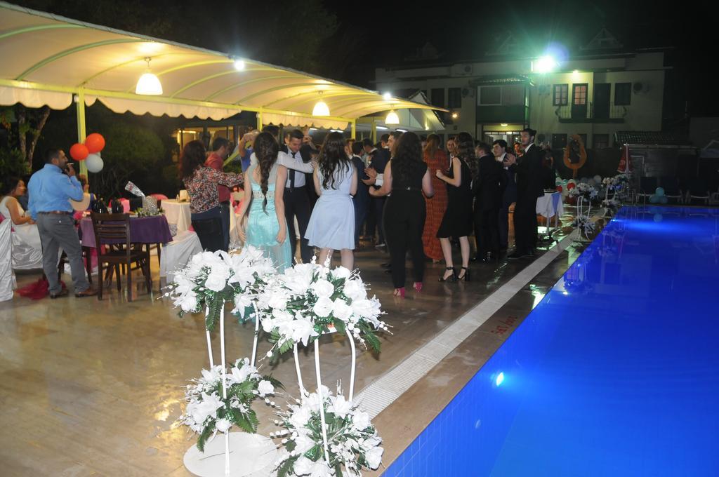Carmina Hotel Ölüdeniz Buitenkant foto