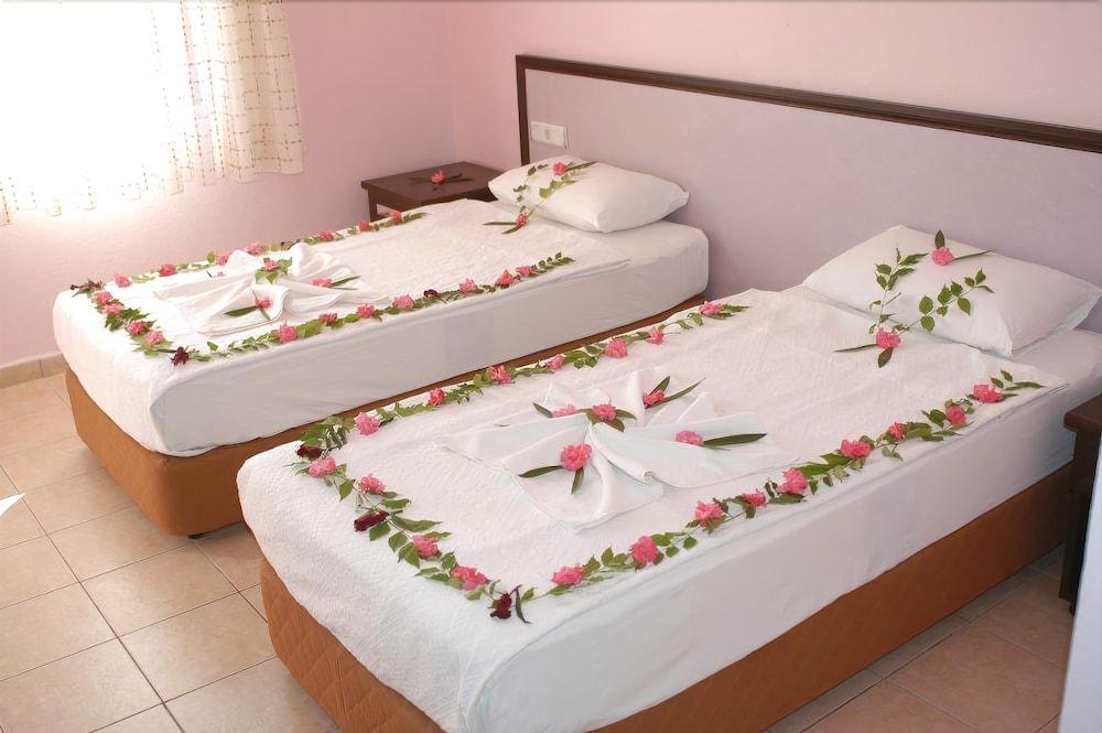 Carmina Hotel Ölüdeniz Buitenkant foto